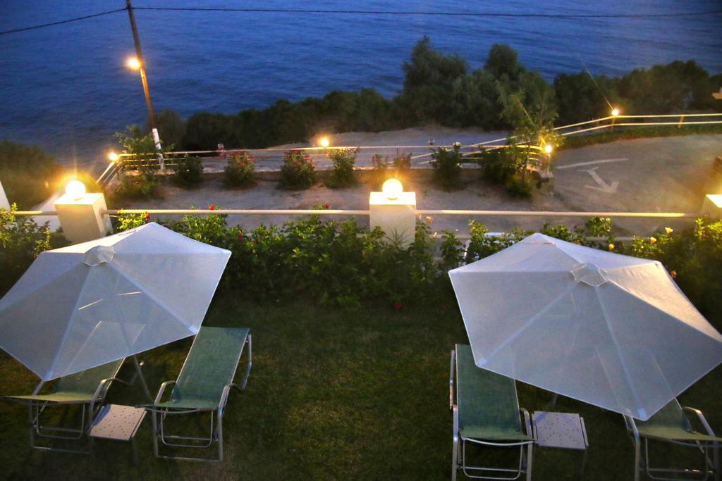 Santa Marina Apartments Rodakino Exteriér fotografie