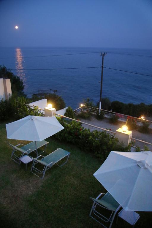 Santa Marina Apartments Rodakino Exteriér fotografie