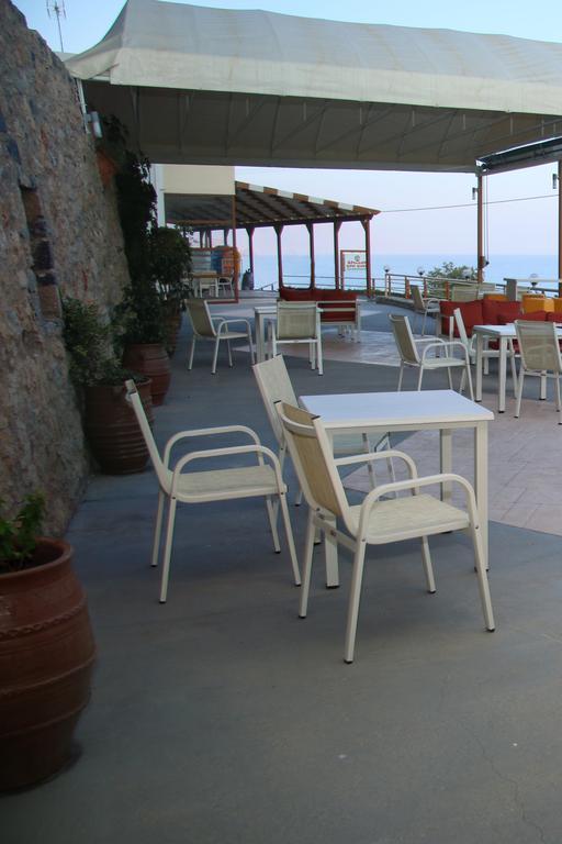 Santa Marina Apartments Rodakino Exteriér fotografie