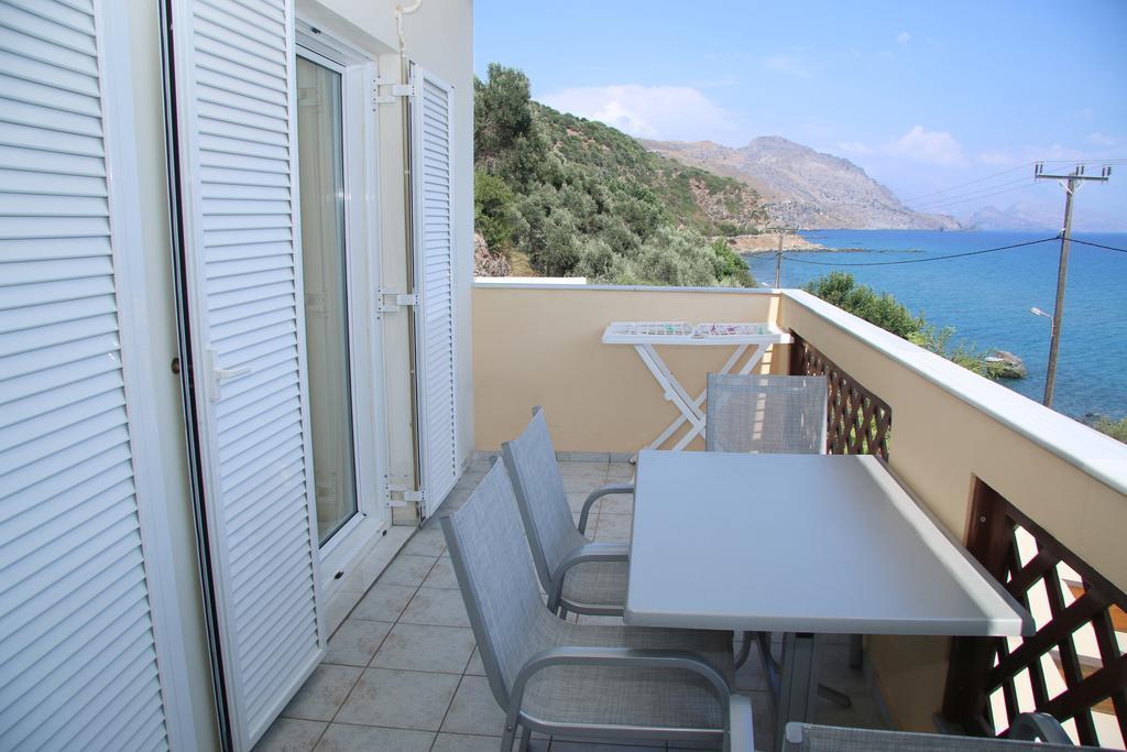 Santa Marina Apartments Rodakino Pokoj fotografie